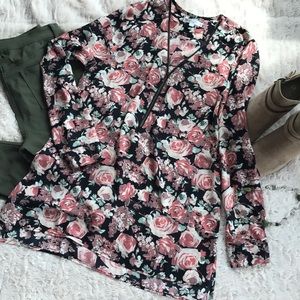 Floral print blouse with zipper detail (med)